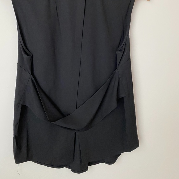 ALC Button Collar Sleeveless Shirt - Open back - Picture 5 of 5